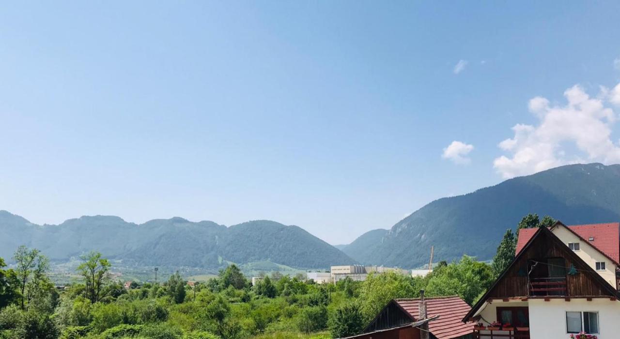 Piatra Craiului Residence Zărneşti Esterno foto